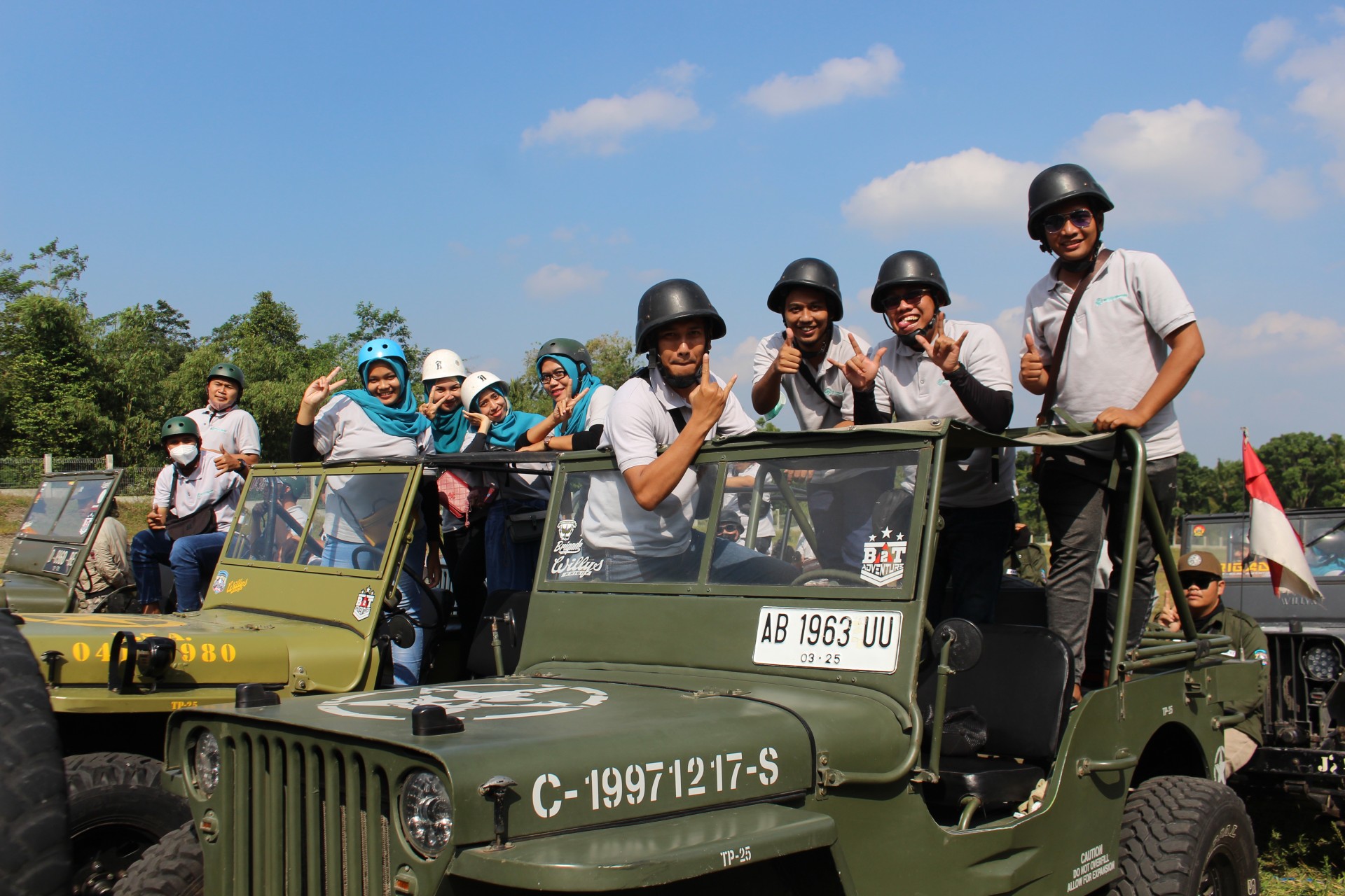 Jeep Lava Tour Merapi siap mengantar wisatawan